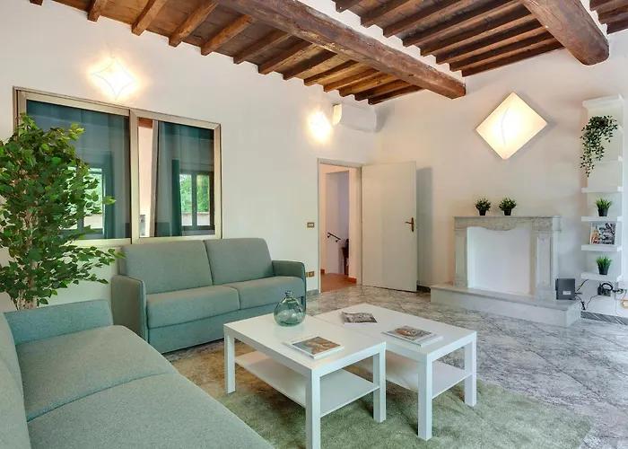 Ardiglione Apartment by Mamo Florence